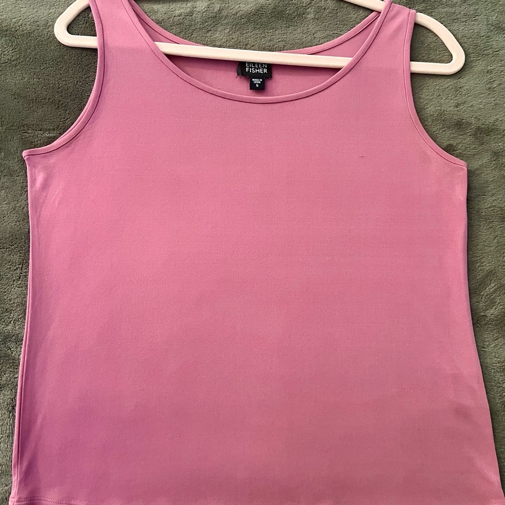 Women’s Tops